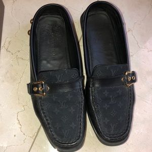 Louis Vuitton women’s loafer size 39